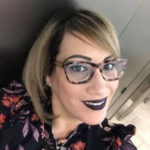 Meet your Posher, Sharon